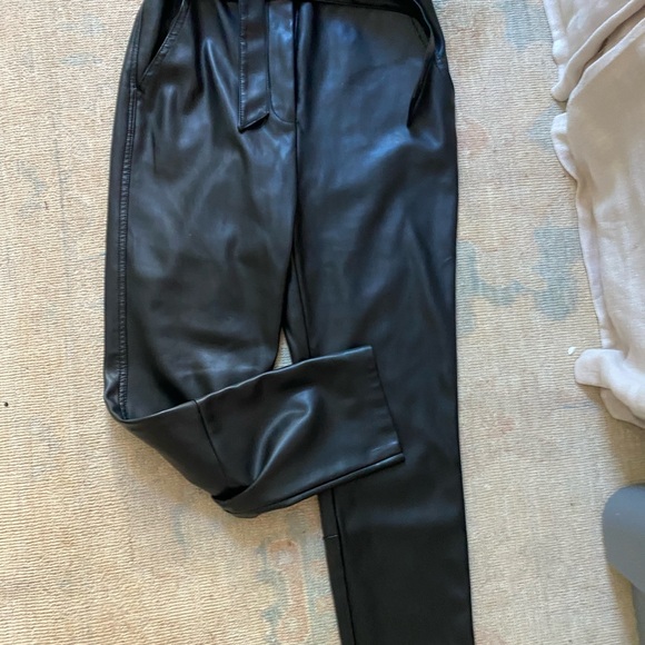 Faux leather pants - Picture 2 of 3